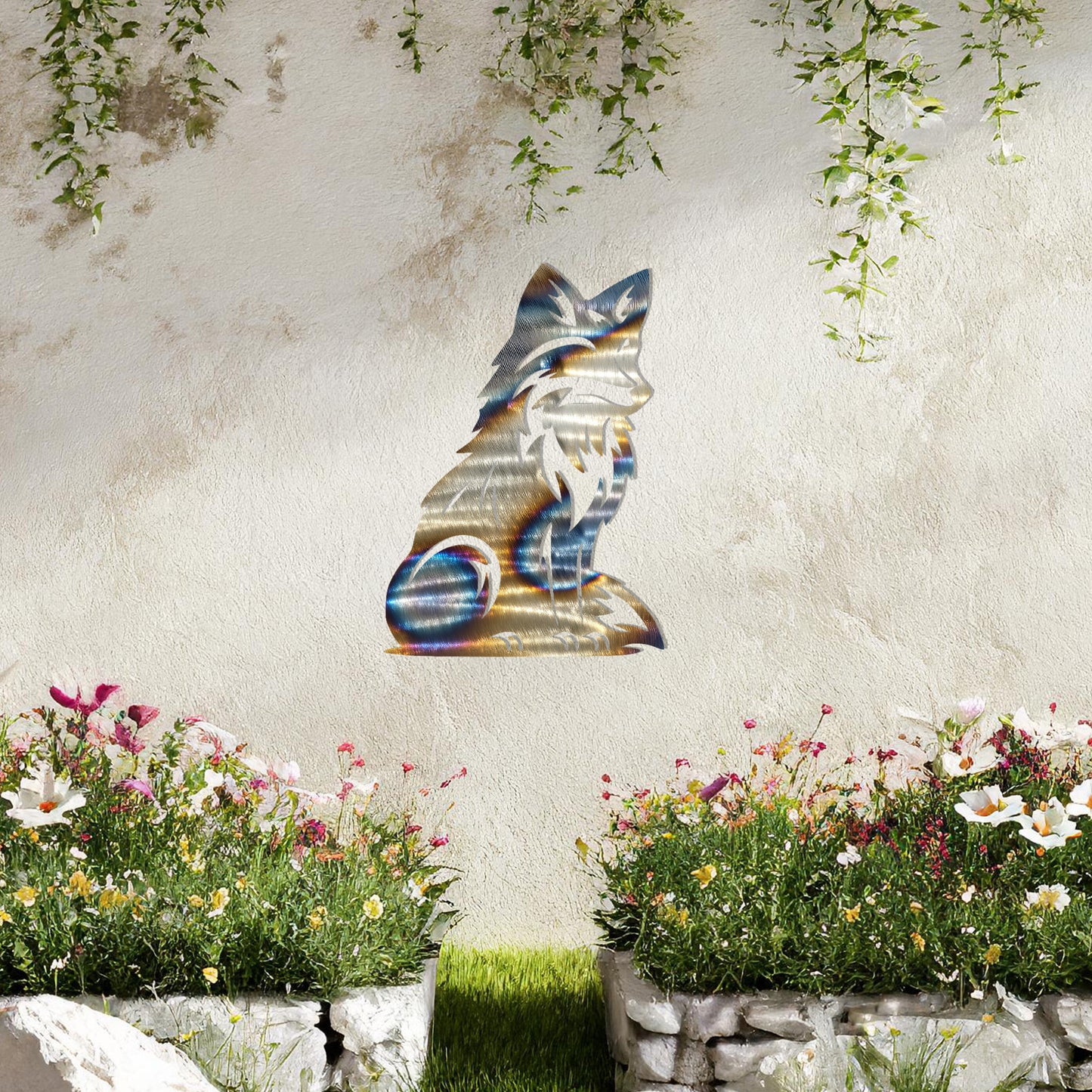 This design features a seated fox with elegant and detailed fur patterns, exuding charm and serenity. The craftsmanship highlights the fox's sleek silhouette, making it a perfect addition to a nature-inspired decor theme.
