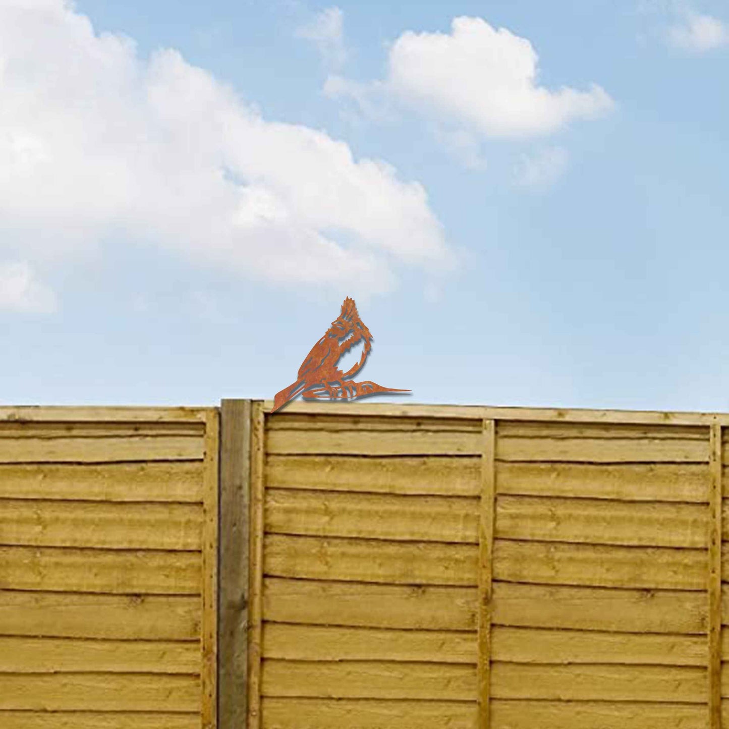Metal garden decoration featuring a hoopoe bird silhouette with intricate cutout details and a rustic finish, designed to sit atop fences or posts, adding a distinctive and elegant touch to outdoor spaces.