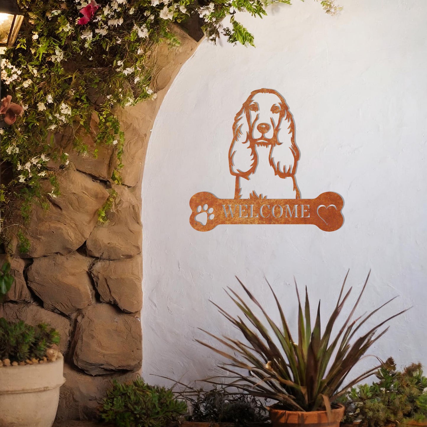 Metal Cocker Spaniel design with a bone-shaped 'WELCOME' text and paw prints, perfect for adding a friendly and welcoming touch to entryways or outdoor spaces