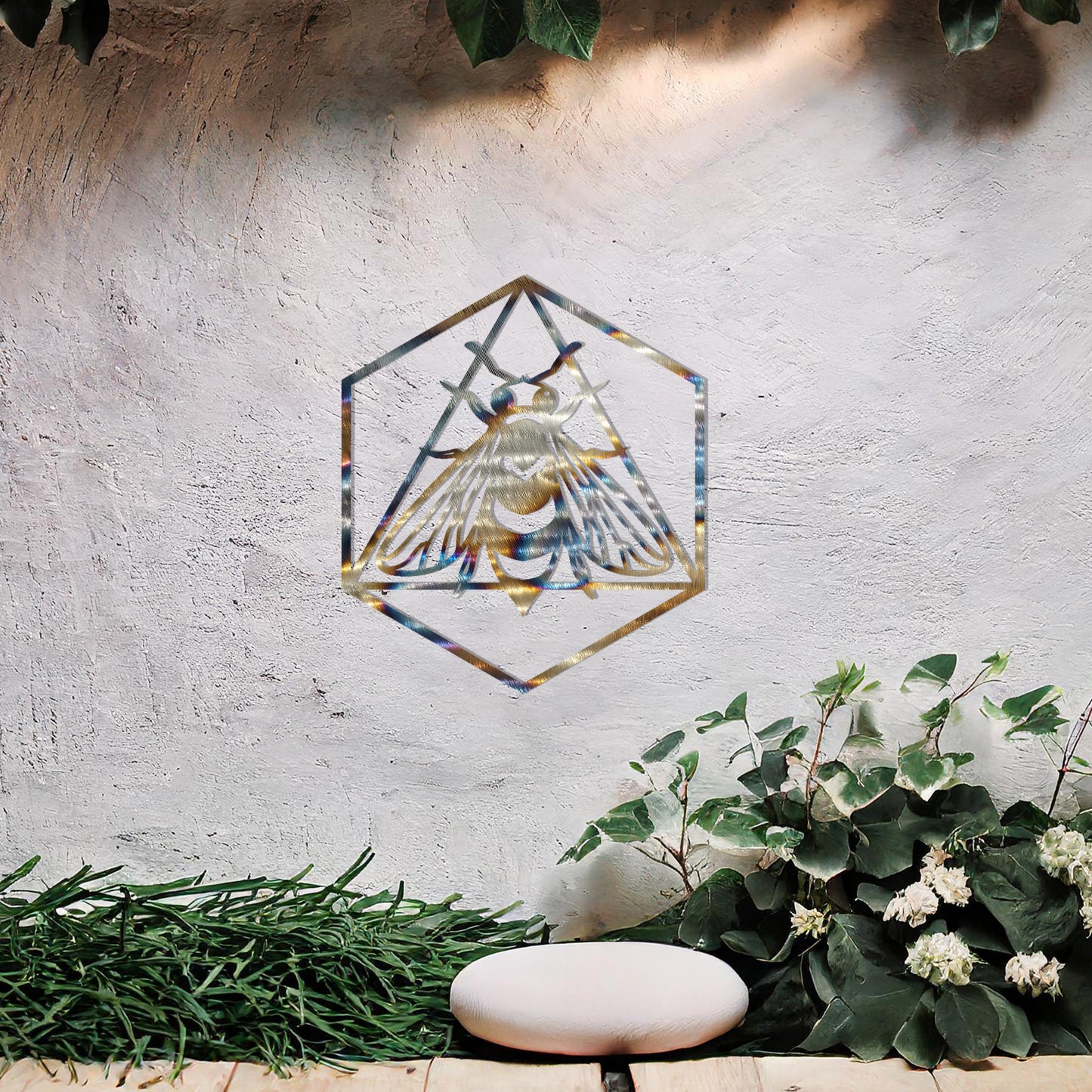 This design features a geometric hexagonal frame encasing a detailed bee motif, symbolising industriousness and nature's harmony. A modern yet naturalistic artwork, perfect for adding a stylish touch to any interior or exterior space.
