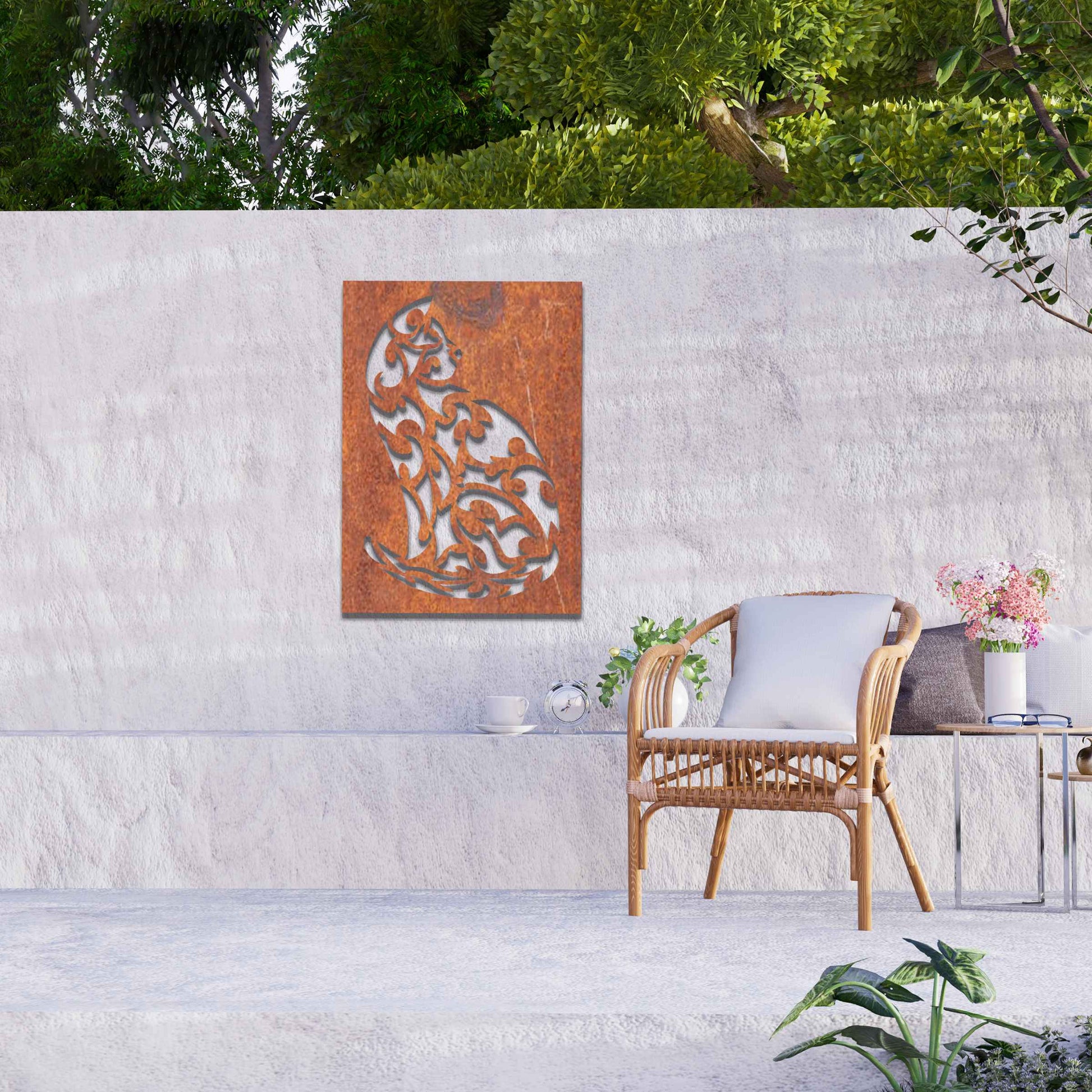 This is a beautiful metal wall art design featuring a cat silhouette with intricate swirling patterns, showcasing a blend of elegance and artistic detail, perfect for modern home decor.