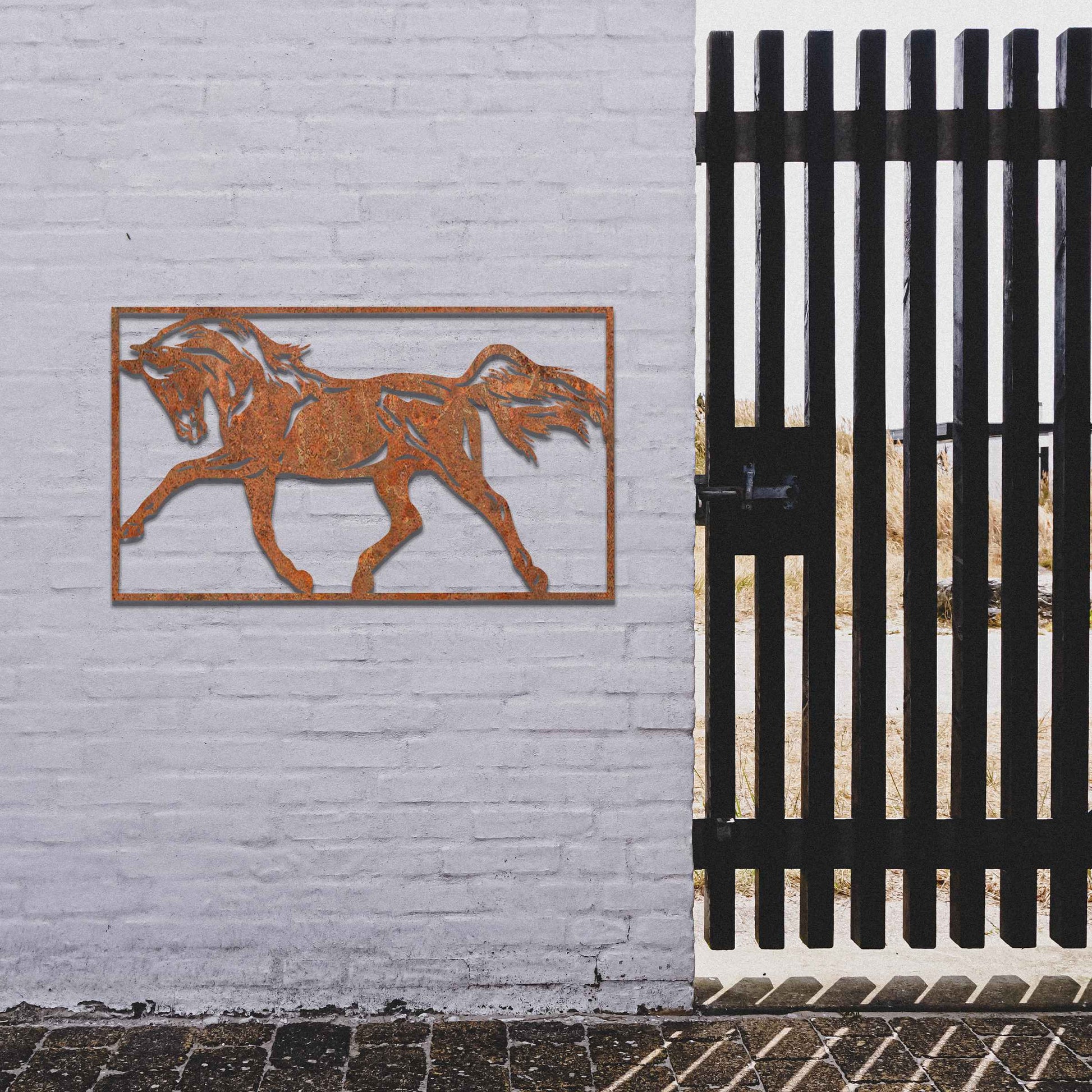 This design features a beautifully detailed representation of a horse in mid-gallop, capturing the power and grace of the animal. The flowing mane and muscles in motion highlight the dynamic nature of the horse, framed elegantly for a striking visual effect.