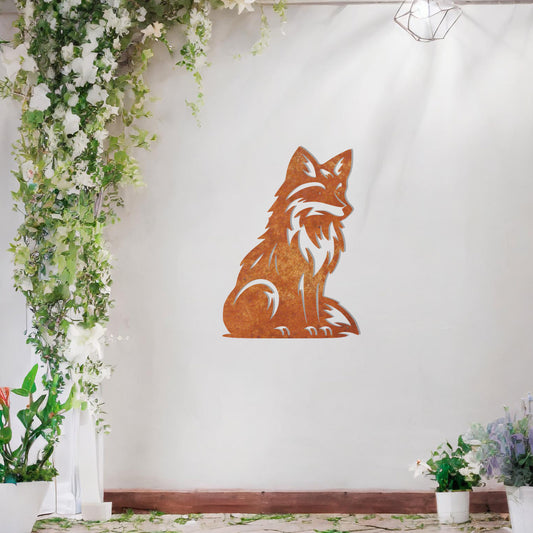 This design features a seated fox with elegant and detailed fur patterns, exuding charm and serenity. The craftsmanship highlights the fox's sleek silhouette, making it a perfect addition to a nature-inspired decor theme.