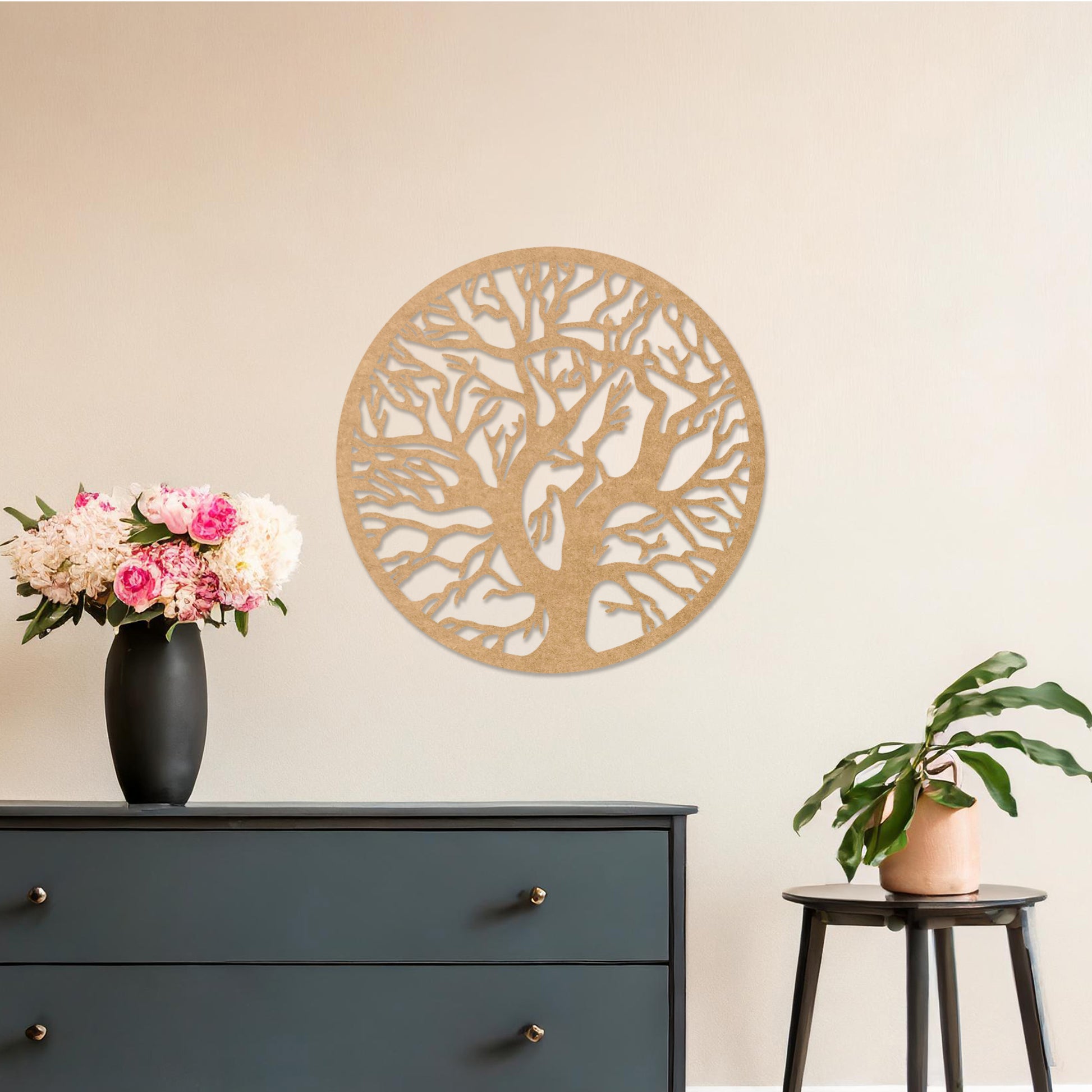 This design showcases a tree with intricate branches within a circular frame, offering a natural, organic look. Its detailed pattern symbolizes growth and connection, adding elegance to contemporary spaces.